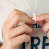 Collar con cruz de plata plana niño con cadena