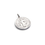 Brautstrauß mit der Medaille des Heiligen Benedikt