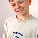 Collar con cruz de plata plana niño con cadena