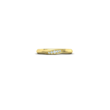 Alianza de boda artesanal Twist con diamantes en oro amarillo 18k