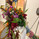 Bouquet da sposa con medaglia della Vergine di Guadalupe
