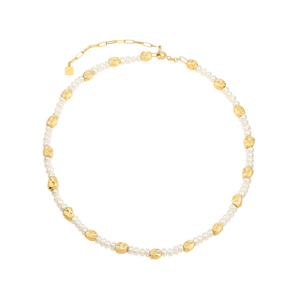 Pebbles pearl necklace