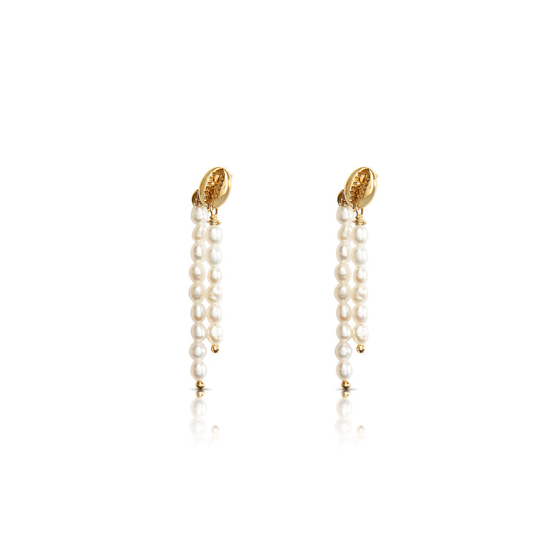 TINY COWRIE PEARLS EARRINGS